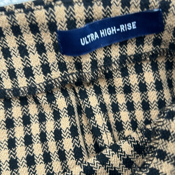 Hollister Gingham Checked Belted Skirt, Size medium - Picture 3 of 7